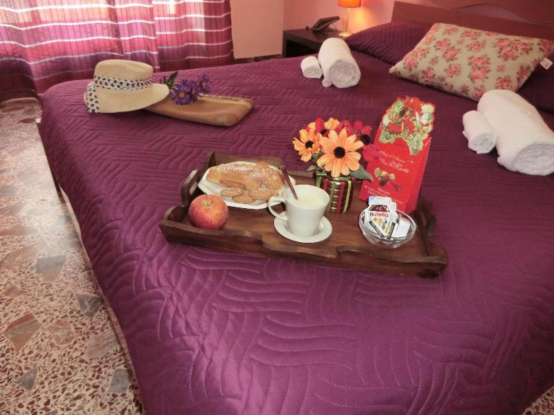 B&B Civico 115 Gaggi ภายนอก รูปภาพ